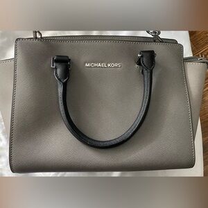 Michael Kors New Large size Handbag or Crossbody